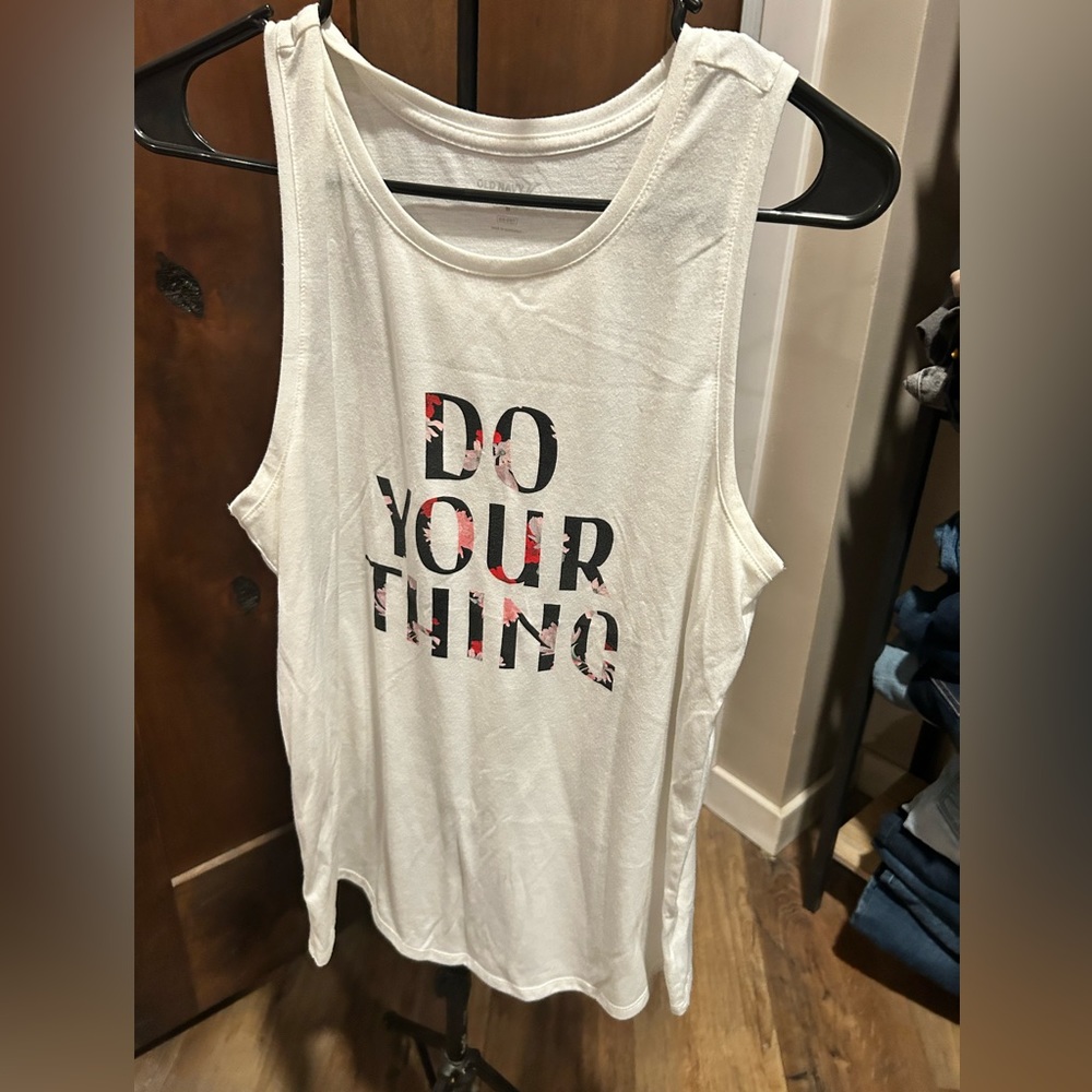 Old navy active tanks